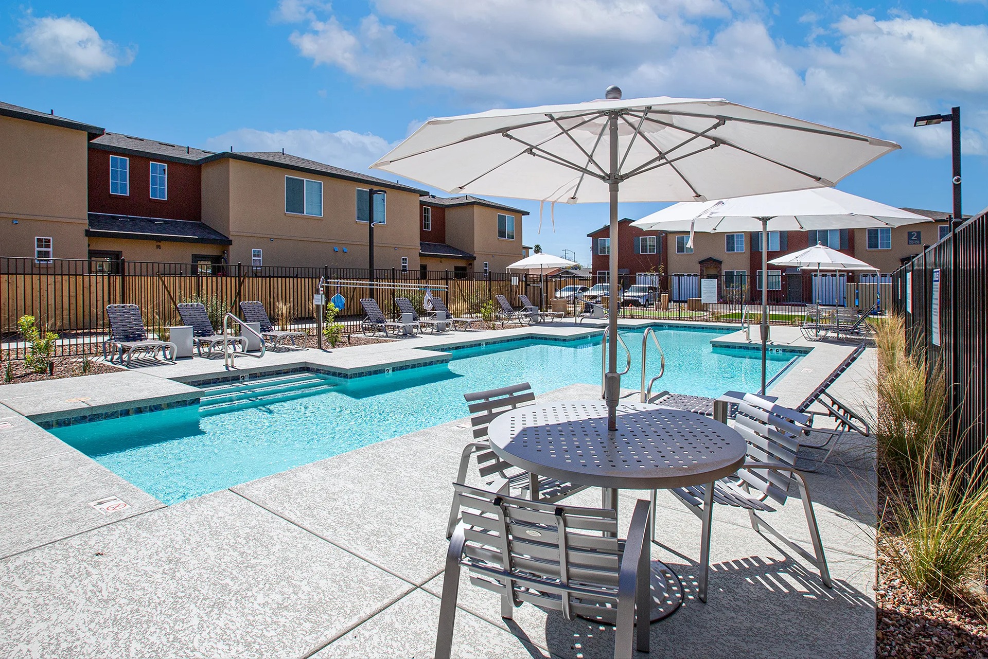 Pool & Amenities thumbnail